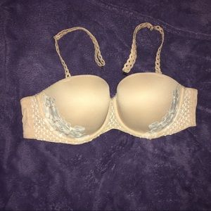 Victoria’s Secret multi-way/strapless bra